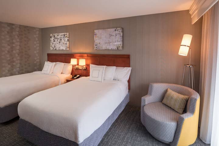 Room 6 of 26